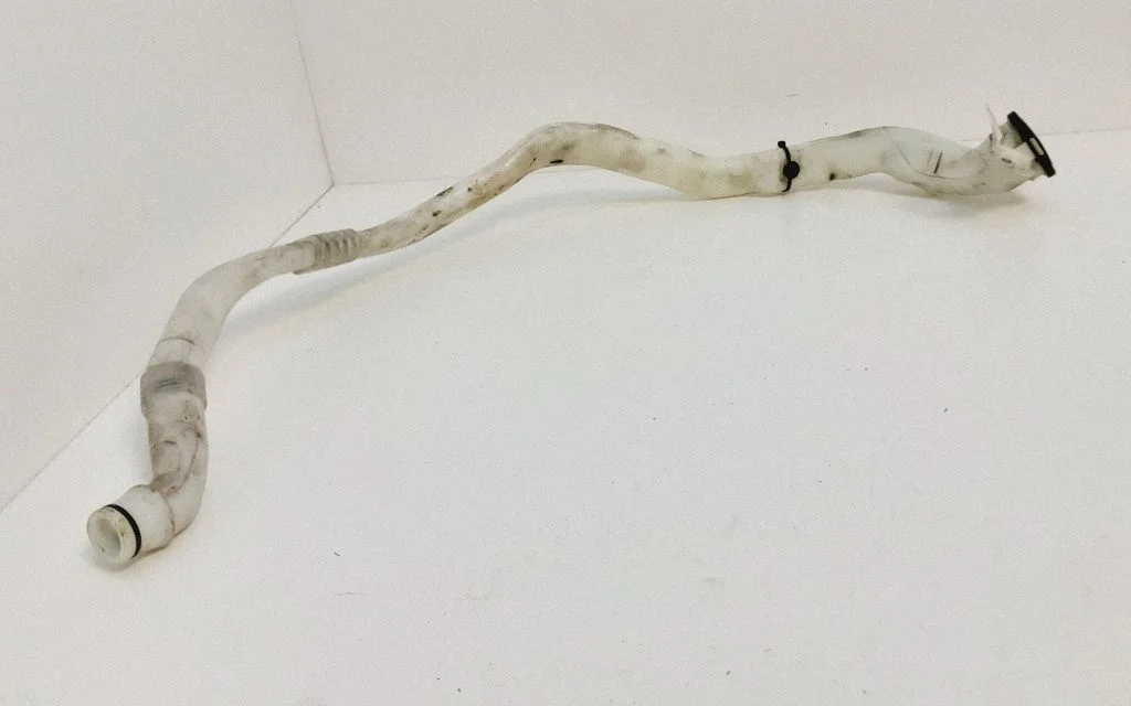 Window washer liquid tank fill tube – BMW 7 Series F01 F02 F03 F04 (2008-2016)