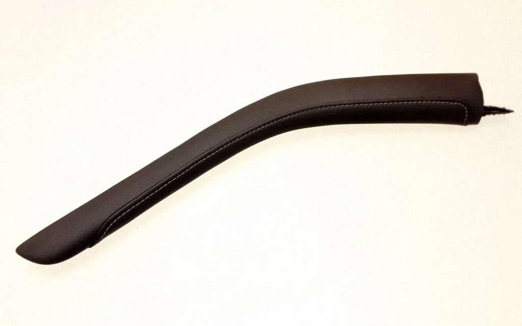Panel trim 5883476010