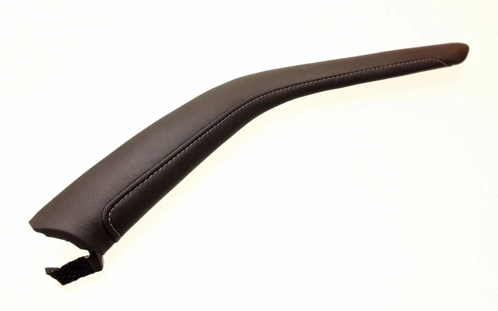Panel trim 5883376030
