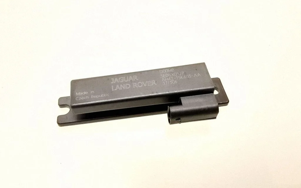 Antenna control unit – Land Rover Range Rover Evoque L551 (2018-)