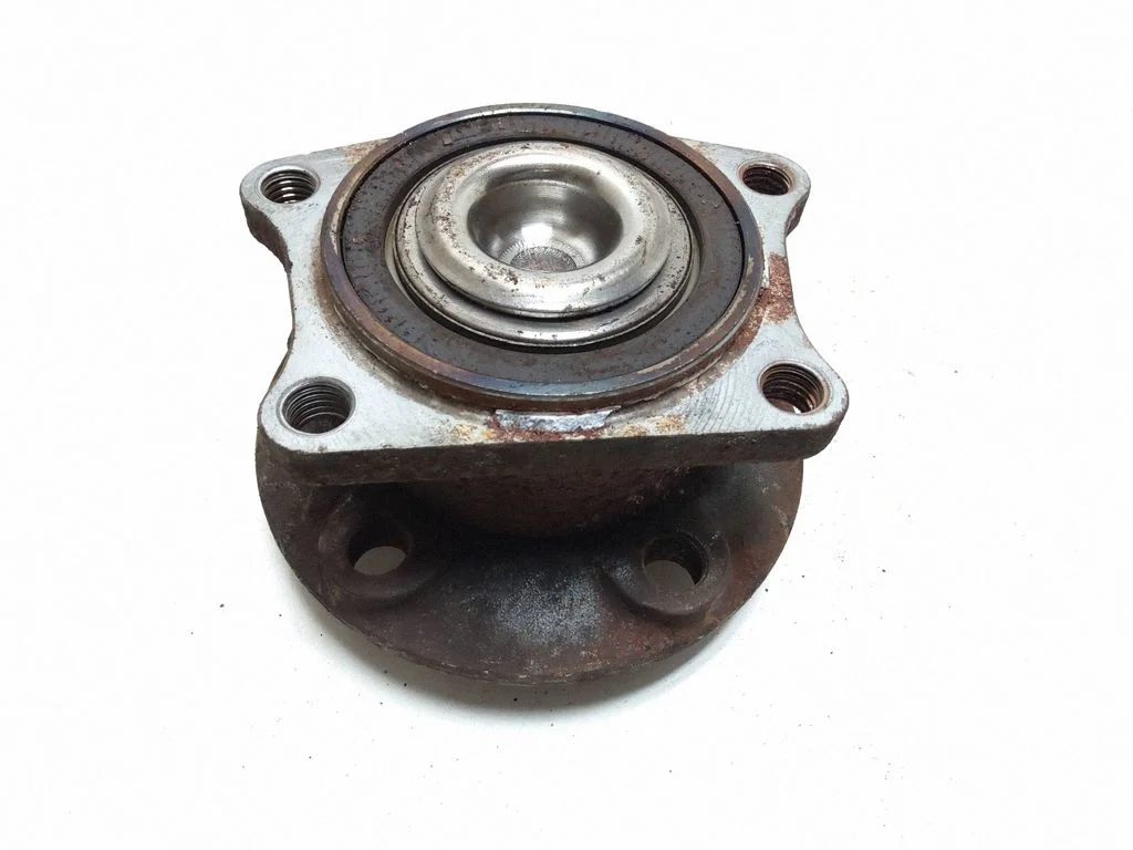 Tagaratta laager – Volvo V70 (2000-2004)