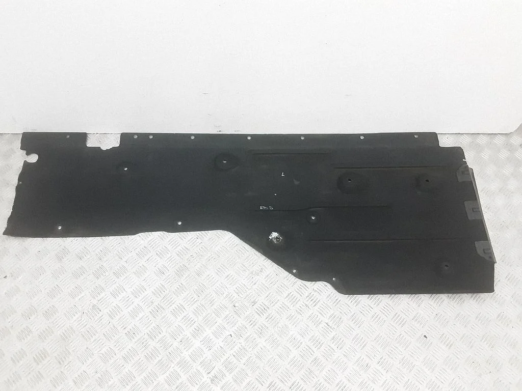 Külgmine põhjakaitse – BMW 3-seeria E90 E91 (2005-2012)