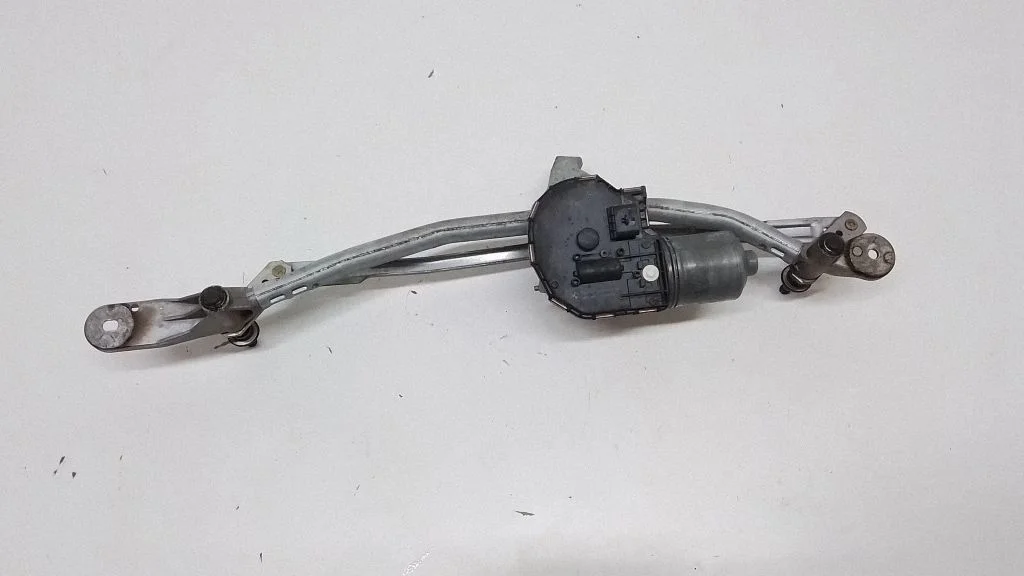 Front wiper linkage and motor 7306266