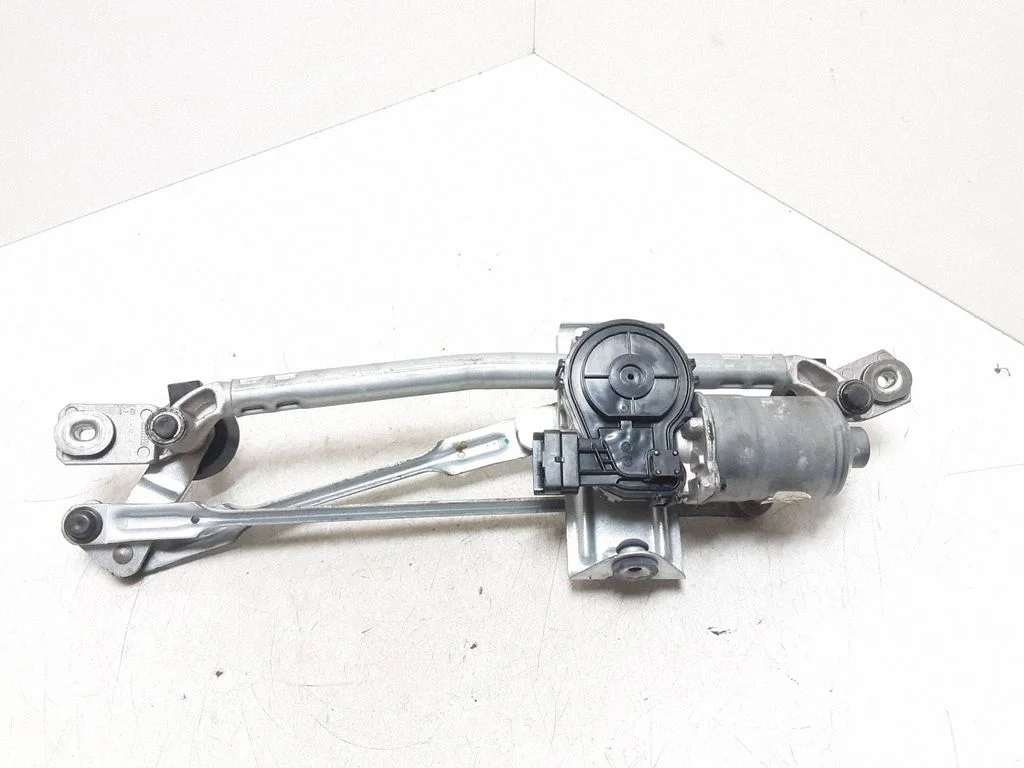 Front wiper linkage and motor