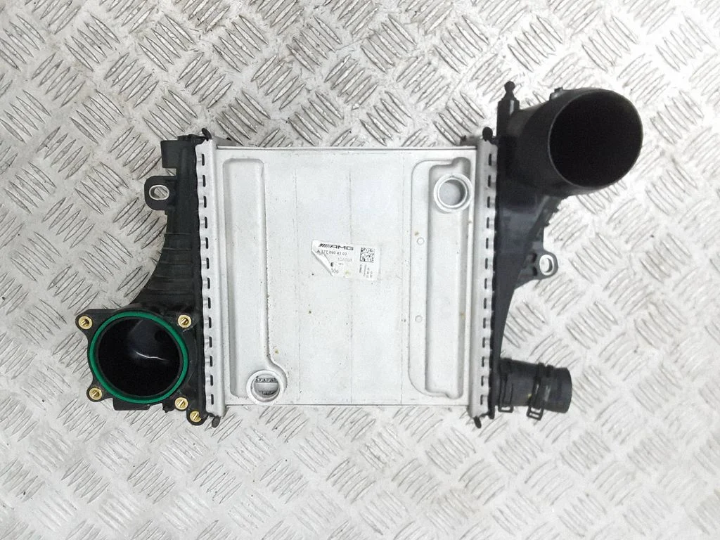 Vahejahuti radiaator A1770904303
