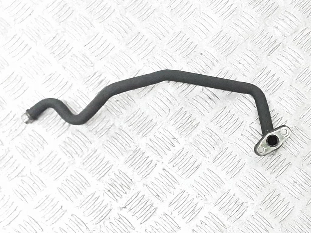 Turbo turbocharger oiling pipe/hose – Volvo V70 (2005-2008)