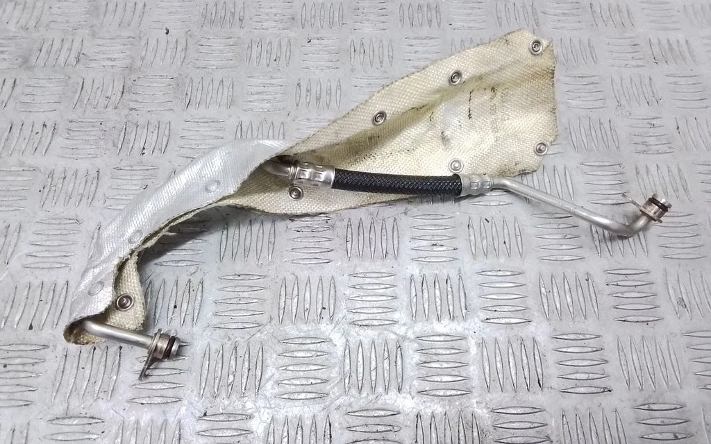 Turbo turbocharger oiling pipe/hose – Volkswagen e-Golf (2014-)