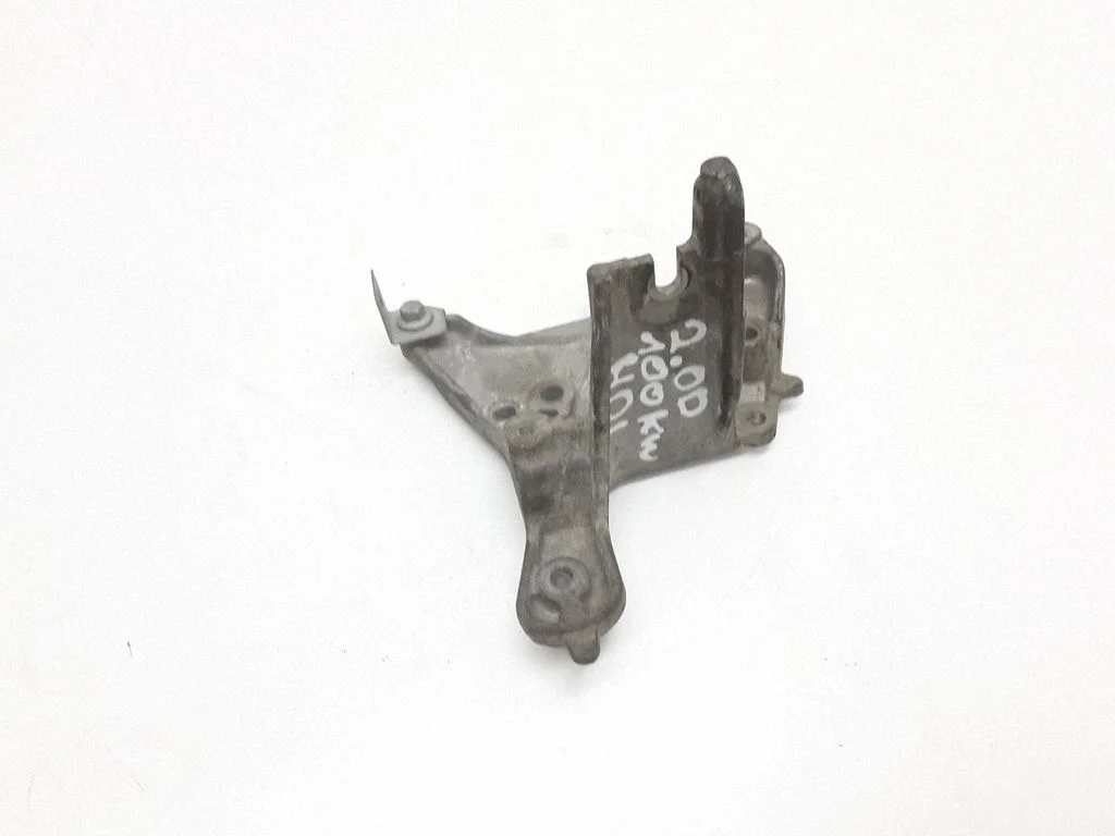 Power steering pump mounting bracket – Volvo V70 (2008-2013)