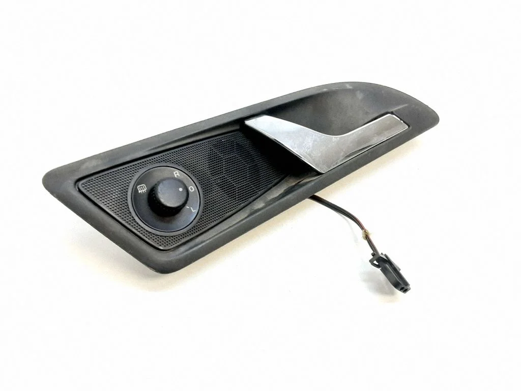 Front door interior handle – Skoda Octavia Mk2 (1Z) (2004-2013)