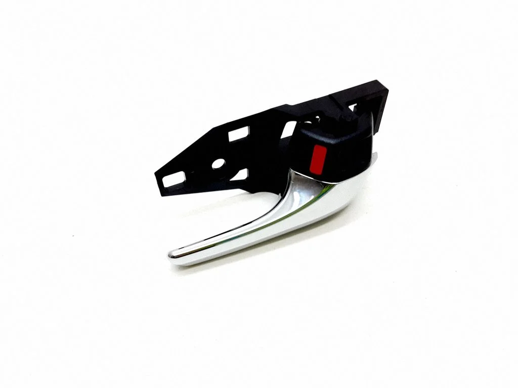 Front door interior handle – Toyota RAV 4 (XA40) (2012-2018)
