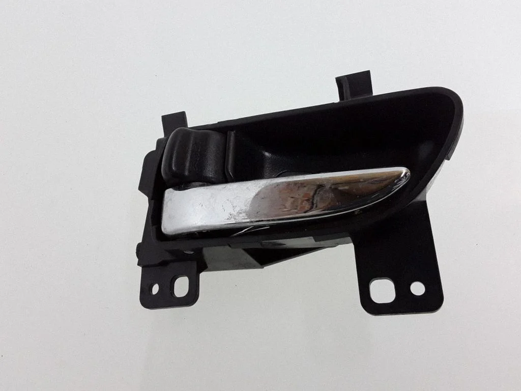 Front door interior handle – Subaru Outback (2009-2014)