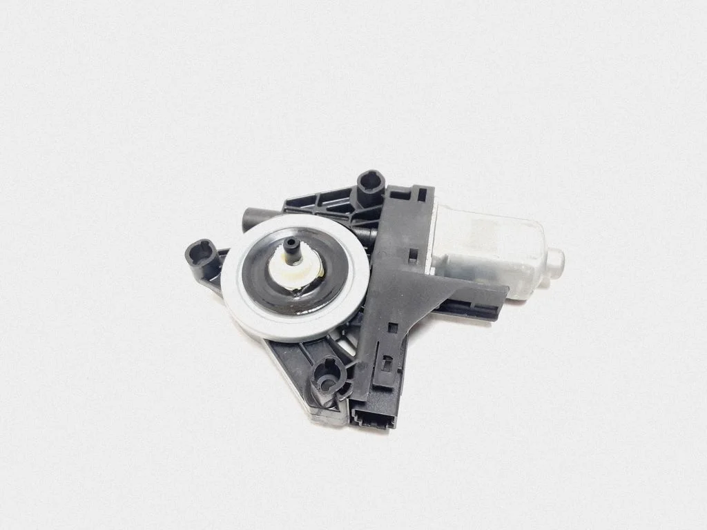 Rear door window regulator motor – Volvo S60 (2011-2013)