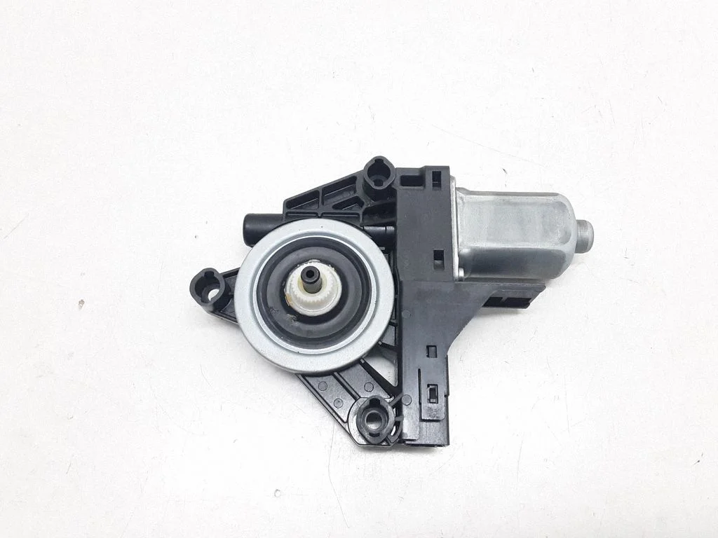 Rear door window regulator motor – Volvo S60 (2011-2013)