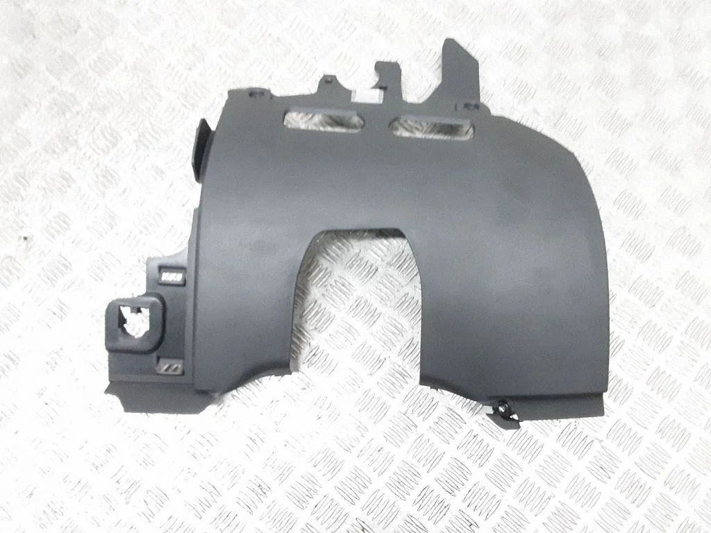 Armatuurlaua alumine viimistluspaneel – Volvo V50 (2004-2007)