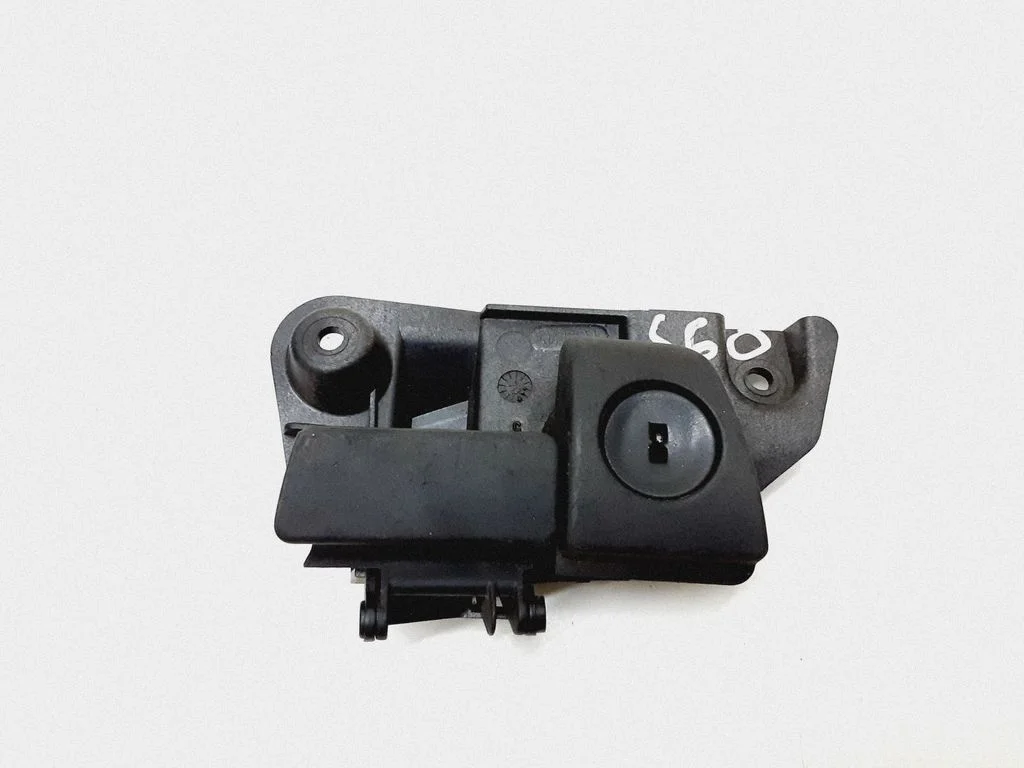 Glove box lock 9192098