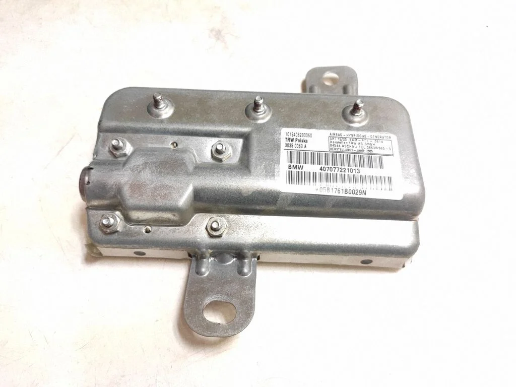 Tagumise ukse turvapadi – BMW 7-seeria E65 E66 (2001-2008)