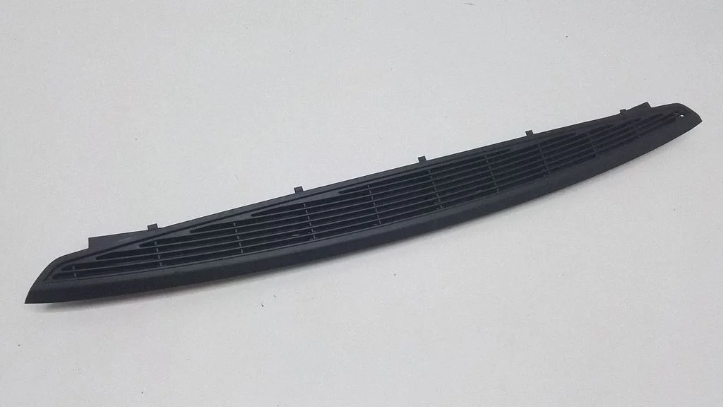 Pakiriiuli rest – BMW 7-seeria F01 F02 F03 F04 (2008-2016)