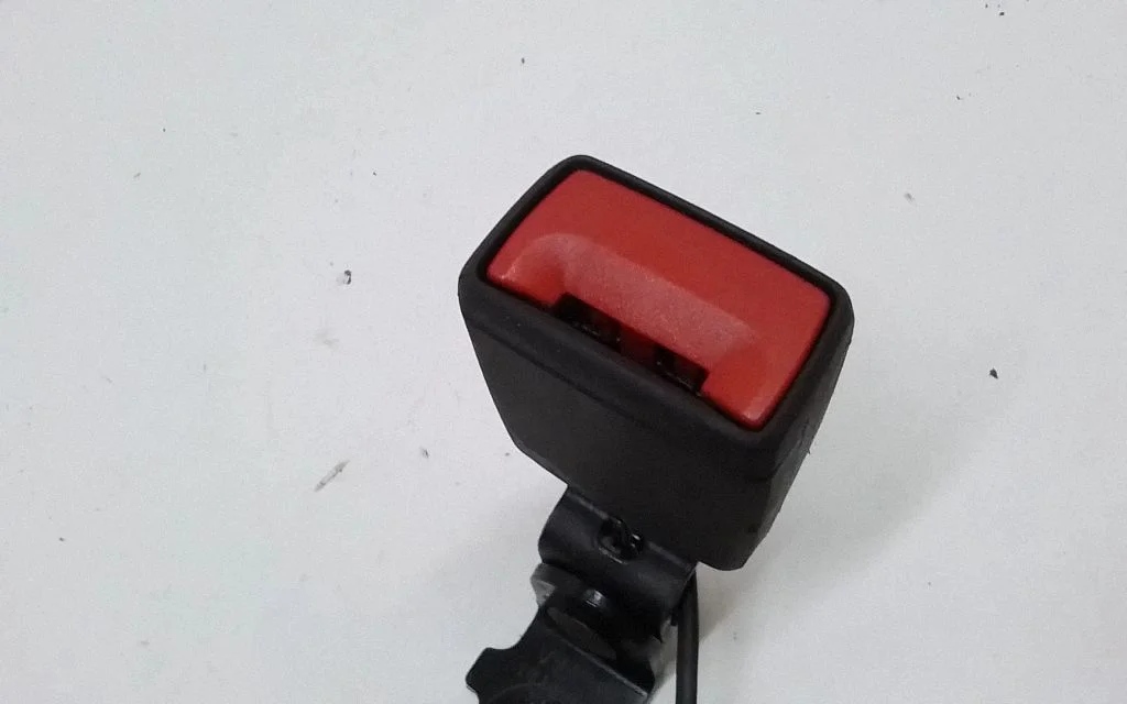 Zapięcie pasa tylne 8W0857704D