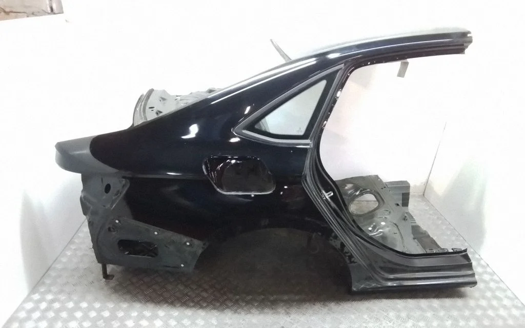 Rear quarter panel – rear right