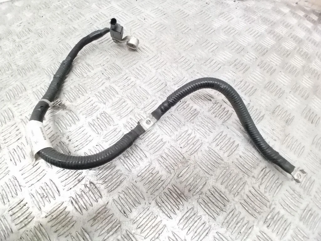 Negative earth cable (battery) – Chrysler Pacifica (2017-)