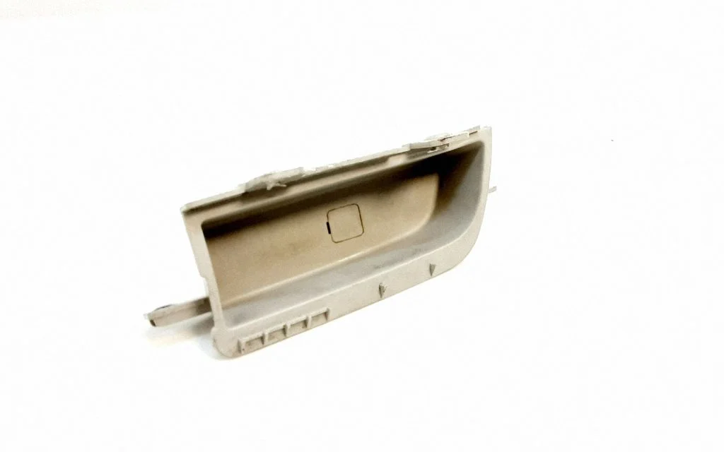 Other interior part – Subaru Outback (2009-2014)