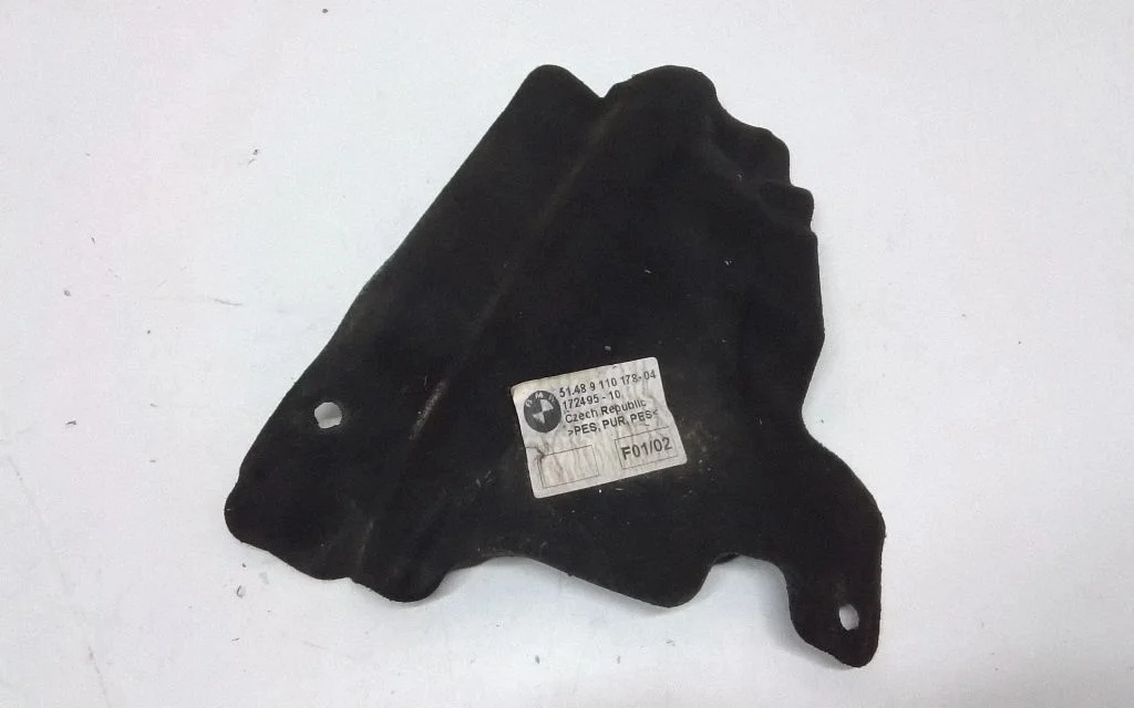 Muu mootoriruumi osa – BMW 7-seeria F01 F02 F03 F04 (2008-2016)