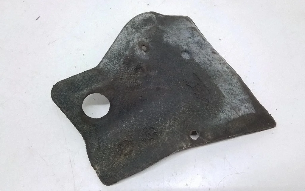Muu mootoriruumi osa – BMW 7-seeria F01 F02 F03 F04 (2008-2016)