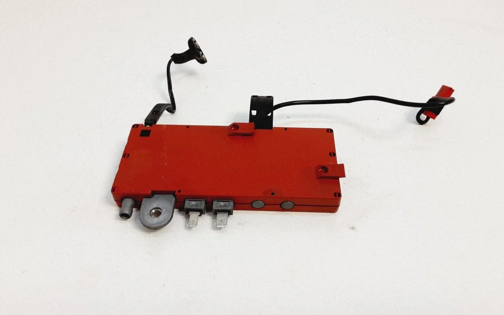 Aerial antenna amplifier – Volvo S80 (2004-2006)