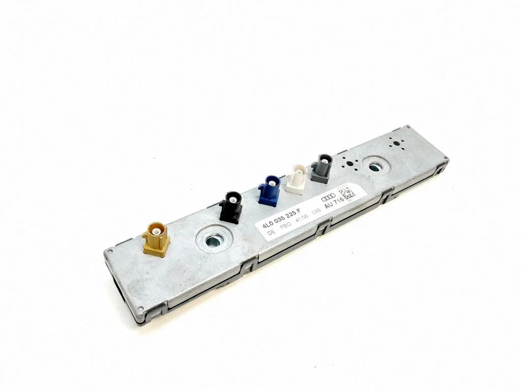 Aerial antenna amplifier – Audi Q7 4L (2005-2015)