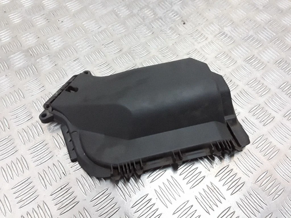 Other engine bay part