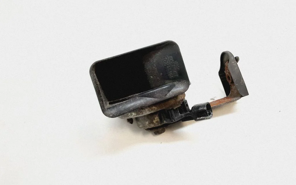 Horn signal – Volvo V60 (2011-2013)
