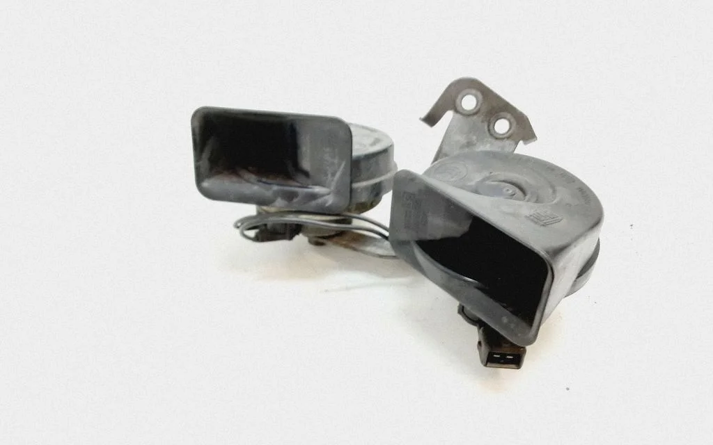 Horn signal – Volvo XC60 (2009-2013)