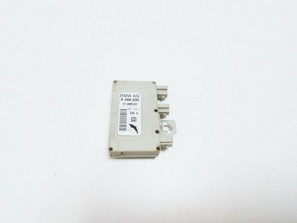 Aerial antenna amplifier – BMW 7 Series E65 E66 (2001-2008)