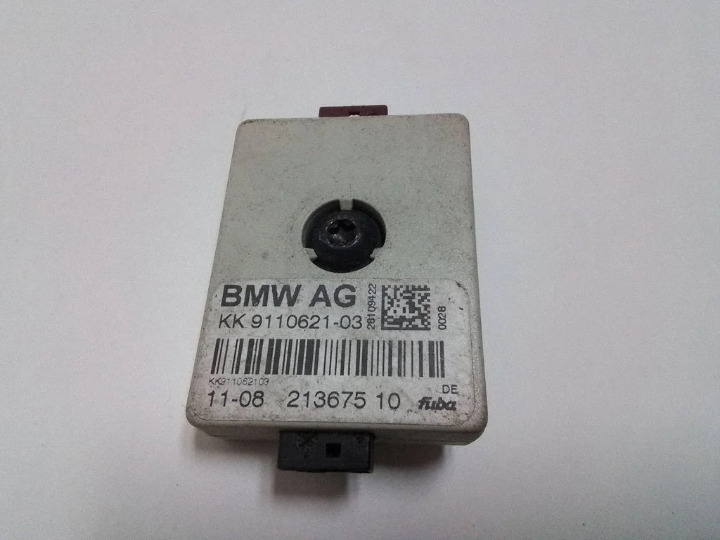 Aerial antenna amplifier – BMW 3 Series E90 E91 (2005-2012)