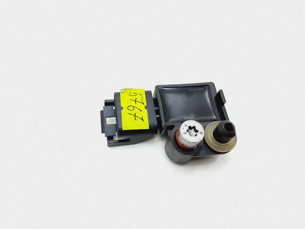 Airbag deployment crash/impact sensor – BMW 7 Series F01 F02 F03 F04 (2008-2016)