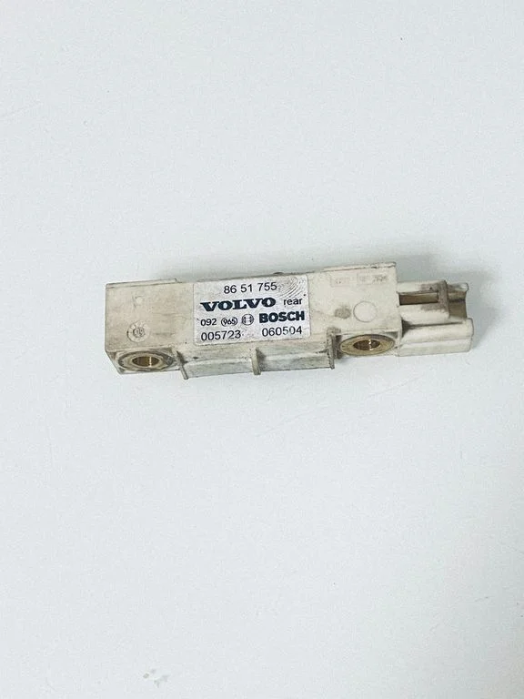 Airbag deployment crash/impact sensor 8651755 – Volvo XC90 (2003-2006)