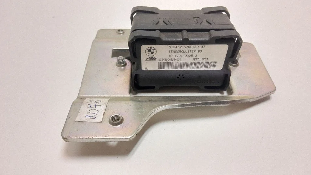 ESP acceleration yaw rate sensor – BMW 3 Series E90 E91 (2005-2012)