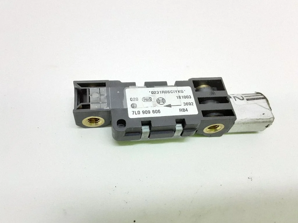 Airbag deployment crash/impact sensor 7L0909606