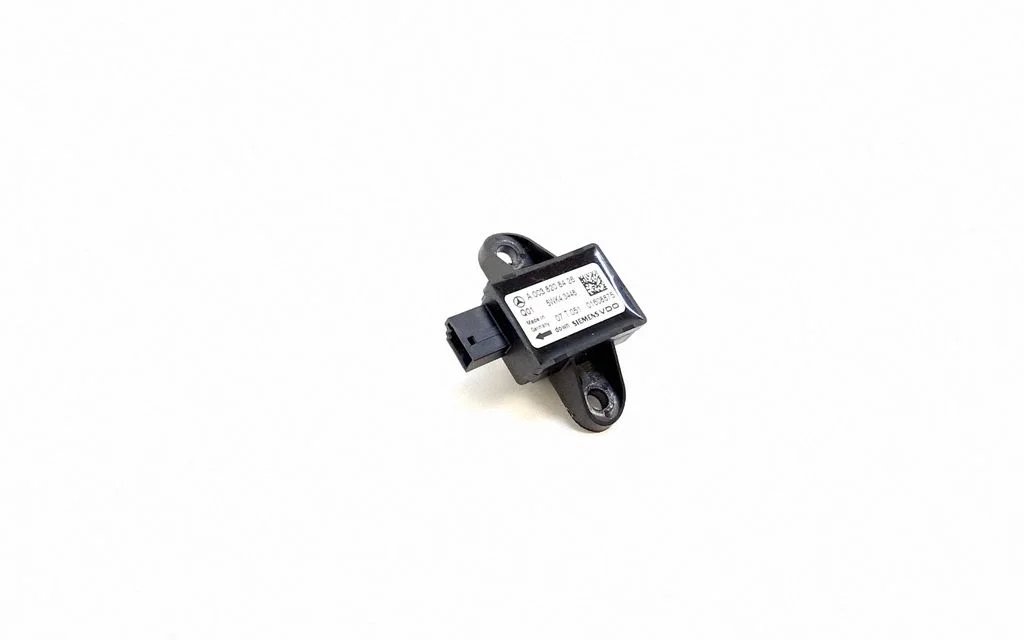 Airbag deployment crash/impact sensor – Mercedes-Benz ML-Class W164 (2005-2011)