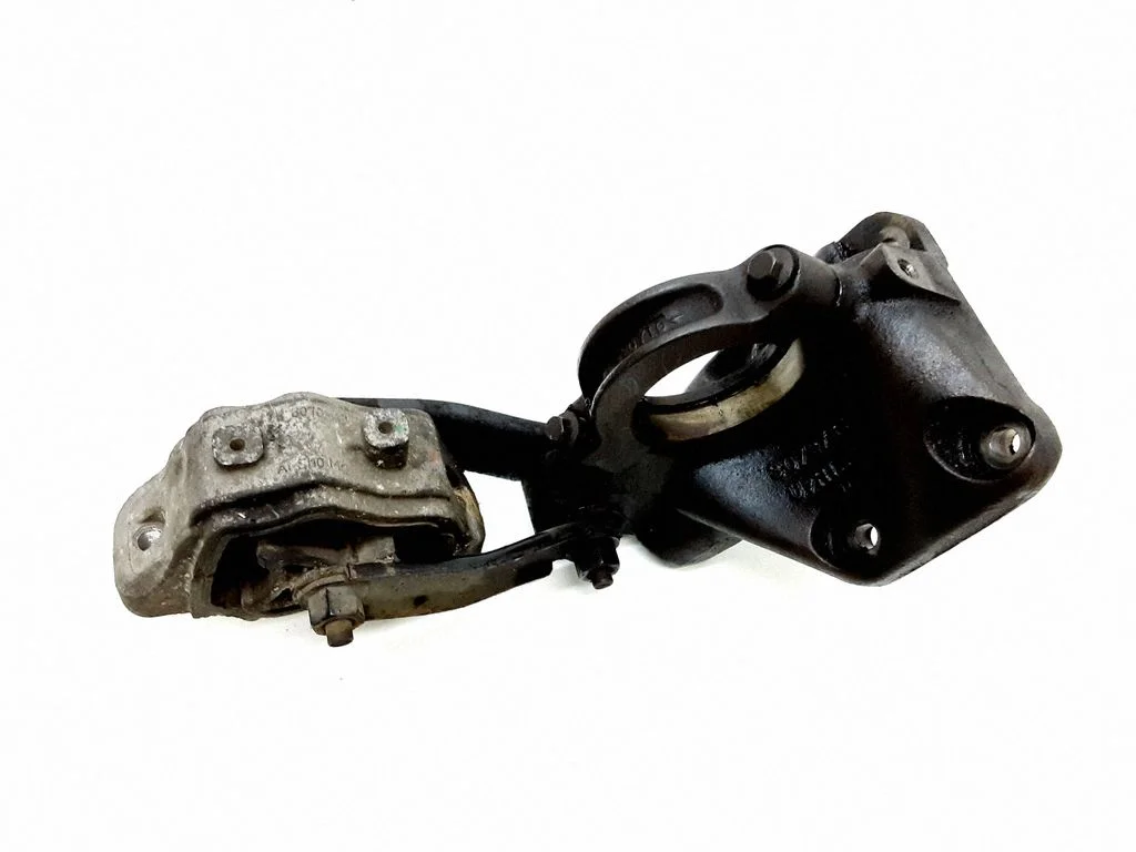 Driveshaft support bearing bracket – Volvo XC60 (2009-2013)