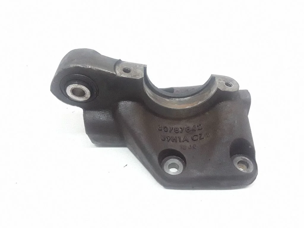 Driveshaft support bearing bracket – Volvo S60 (2011-2013)