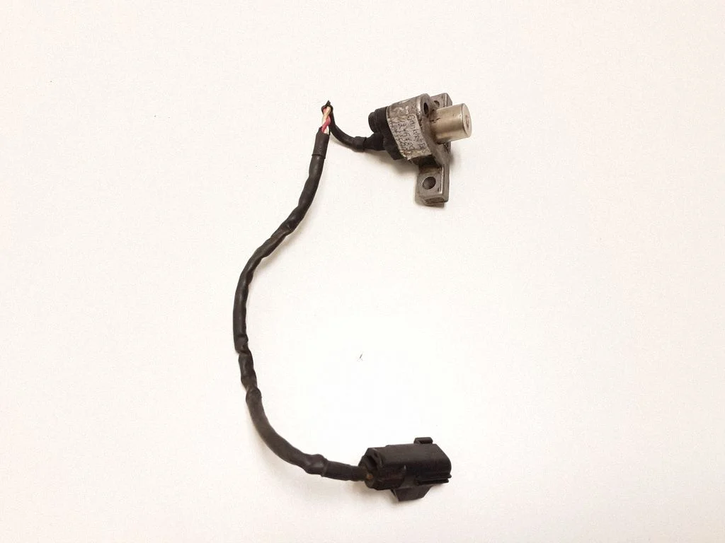 Crankshaft position sensor – Volvo XC90 (2003-2006)