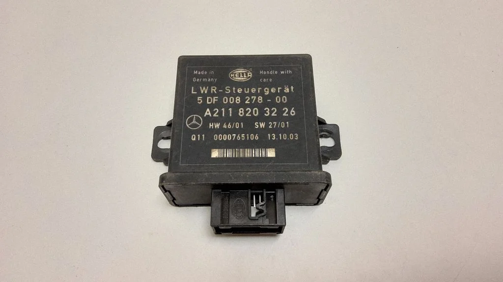 Light module LCM – Mercedes-Benz E-Class W211 (2002-2009)