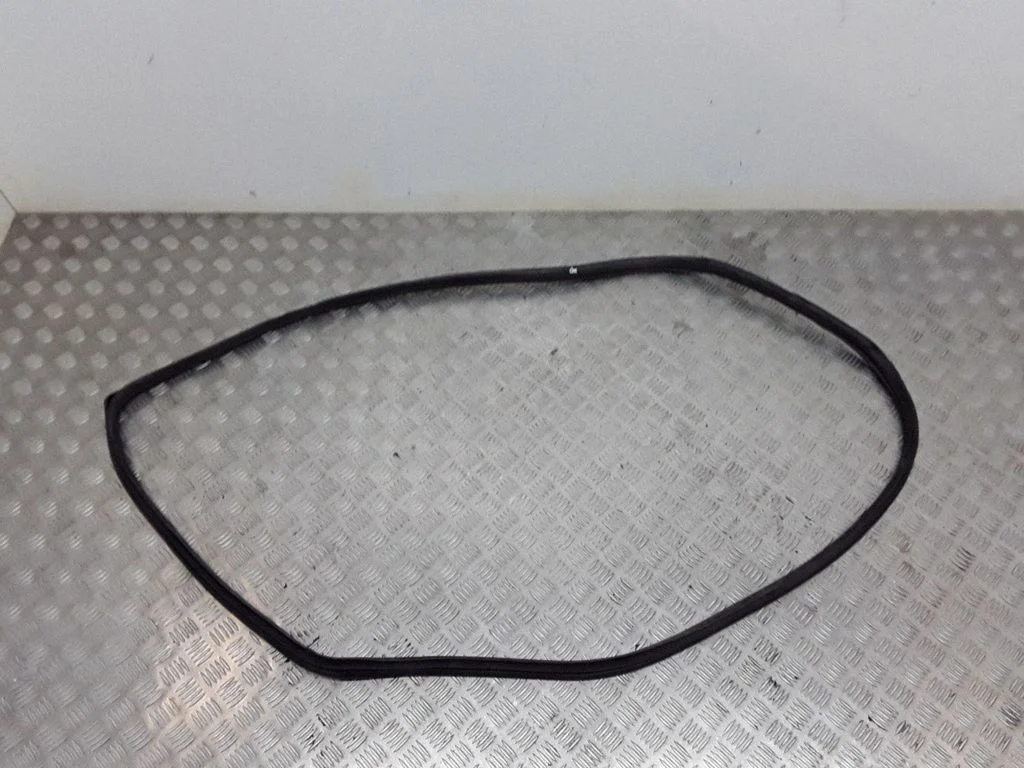 Rubber seal rear door – KIA Carens III (2013-2019)