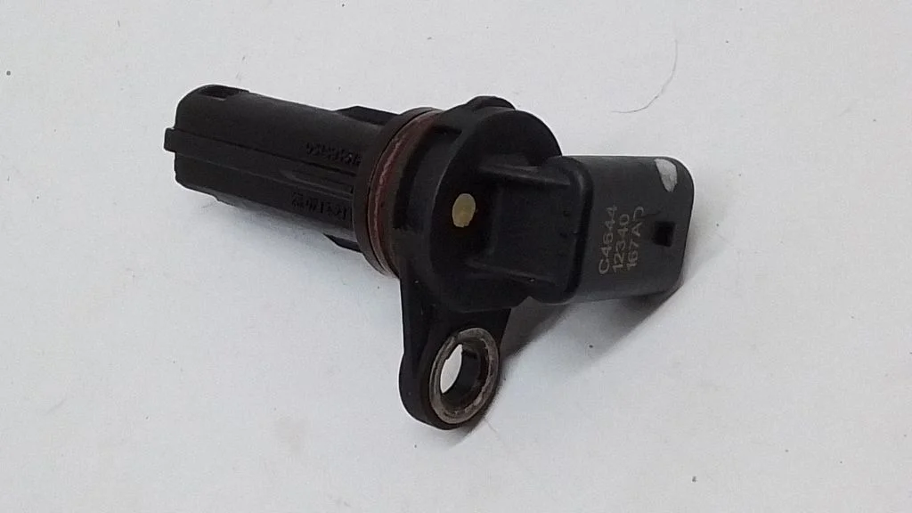 Camshaft position sensor – Chrysler Town & Country V (2008-2016)