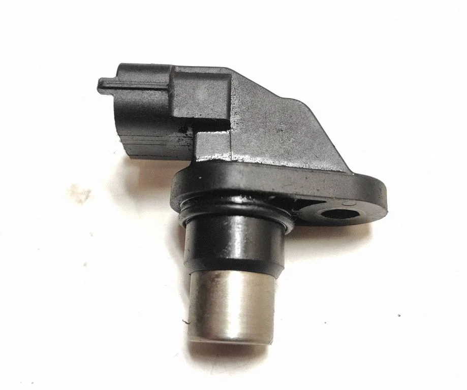 Camshaft position sensor 8631533