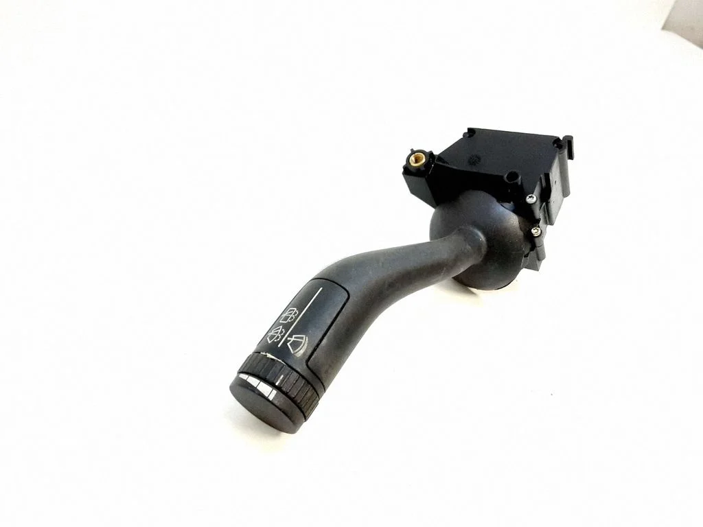 Wiper control stalk – Volkswagen Touareg I (2002-2010)