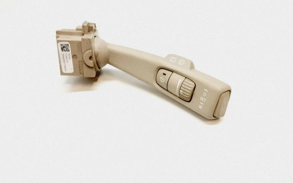 Wiper control stalk – Volvo V60 (2011-2013)