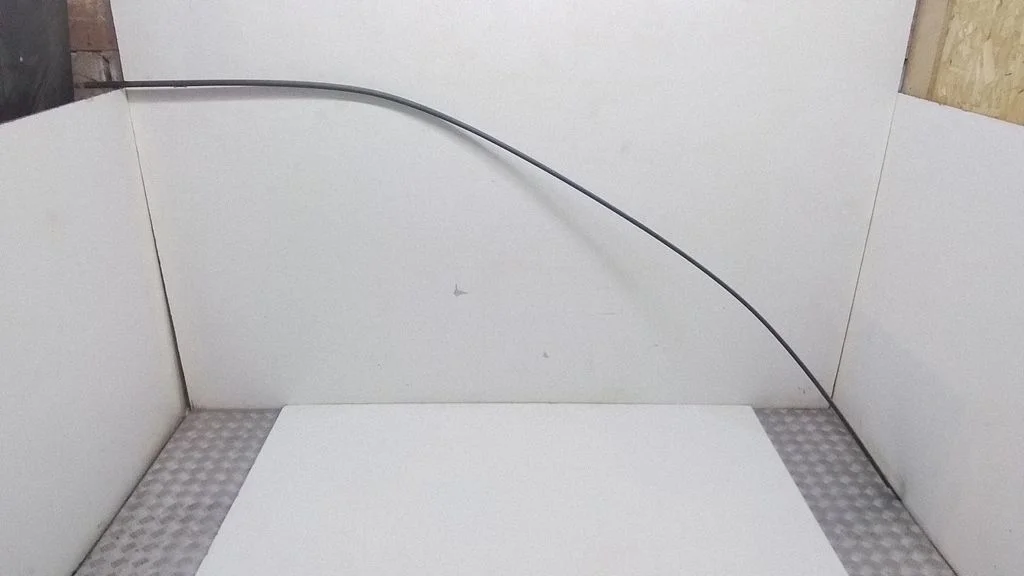 Roof trim bar molding cover E04602
