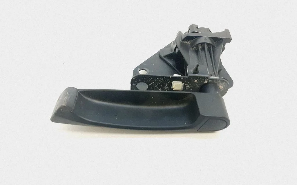 Tailgate release/open handle 7162149